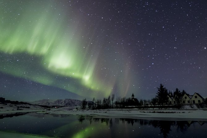 Golden Circle & Northern lights in Iceland - Guides, audio, and the coach experience