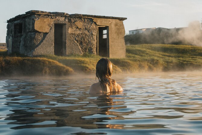 Golden Circle with Tomato Farm Lunch & Secret Lagoon Bathing - Who should choose this tour