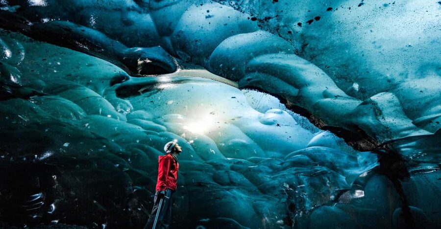 Iceland 3-Day Tour Golden Circle, Glacier Lagoon, & Ice Cave - Day one: Thingvellir, Geysir, and Gullfoss
