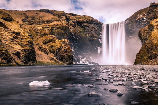 Iceland South Coast Tour with Pickup - Skogafoss: a powerful 15-minute stop