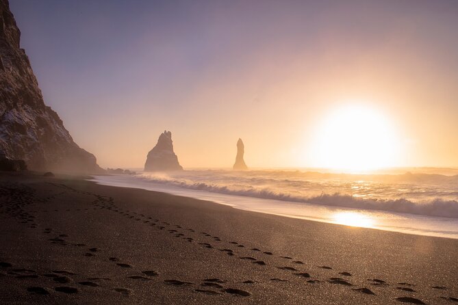 Iceland South Coast Tour with Pickup - Seljalandsfoss and Gljufrabui: two waterfalls in one opening act