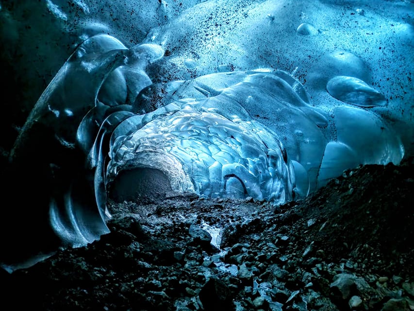 Jökulsárlón: Blue Ice Cave Tour and Glacier Walk - Walking from Jökulsárlón to Vatnajökull