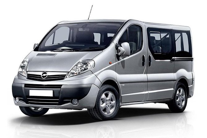 Keflavik International Airport Private Transfer - Why a private transfer can be worth the price