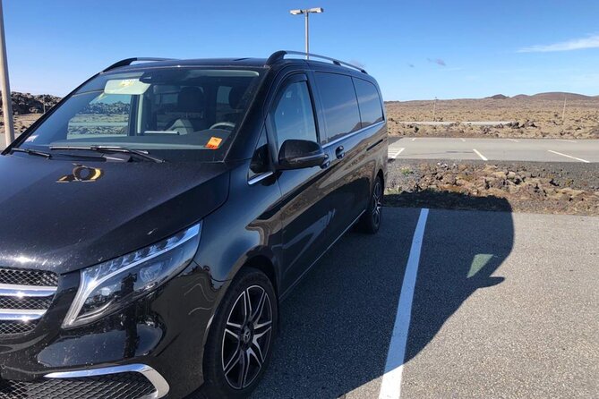 Keflavik International Airport Private Transfer To/From Reykjavik - Sedan or van: match the vehicle to your bags