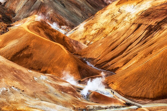 Kerlingarfjöll Day Hike from Reykjavik - What the guide adds to a remote day
