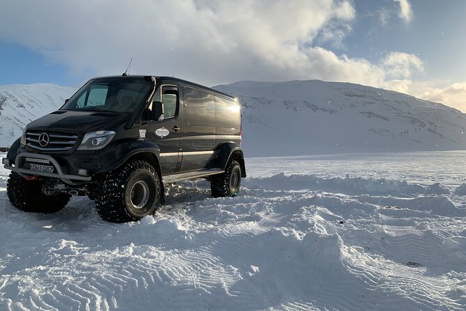 Landmannalaugar and Hekla Volcano / guided private tour - Timing, pickup, and the level of effort