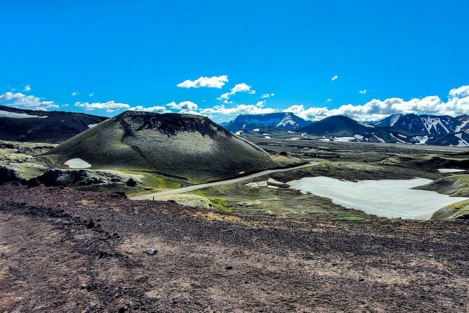 Landmannalaugar, Hekla, Sigoldugljufur 4x4 tour with Hiking - Why this highland day is worth the long drive