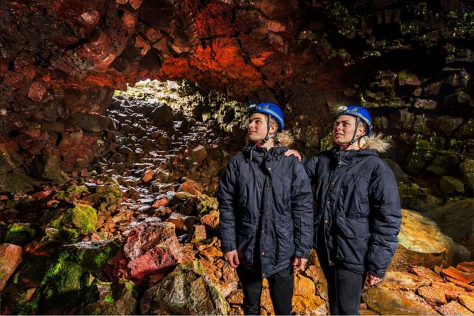 Lava Tunnel Tour Including Transfers from Reykjavik - The complete-darkness moment