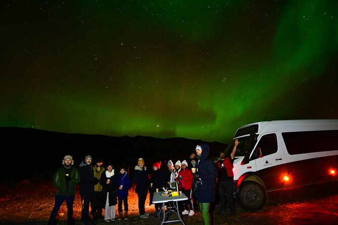 Northern Lights 4x4 Tour with Pastries and Cocoa from Reykjavik - Key details before you book