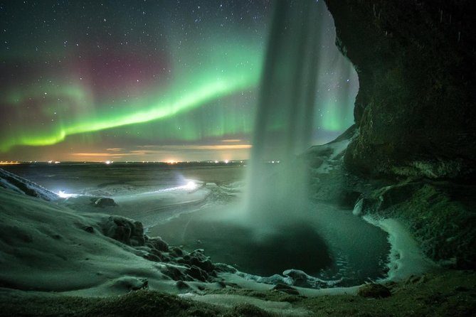 Northern Lights Bus Tour from Reykjavik with Hot Chocolate - Is $76 a fair price?