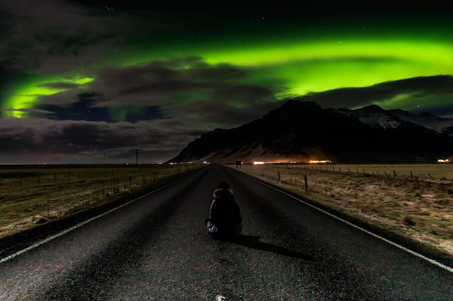 Northern Lights in Mini Bus, Photos, Hot Cocoa and Pastries - Four Hours Built Around the Aurora
