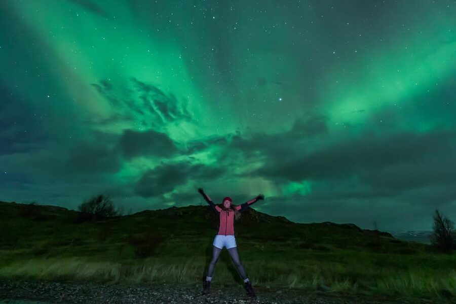 Northern Lights in Mini Bus, Photos, Hot Cocoa and Pastries - Getting Your Aurora Photograph