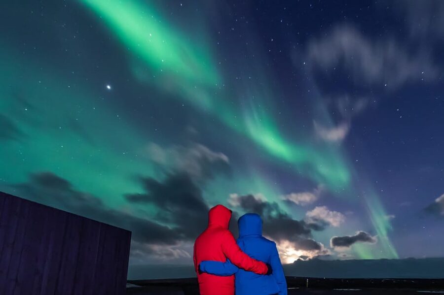 Northern Lights in Mini Bus, Photos, Hot Cocoa and Pastries - Practical Details Before You Book