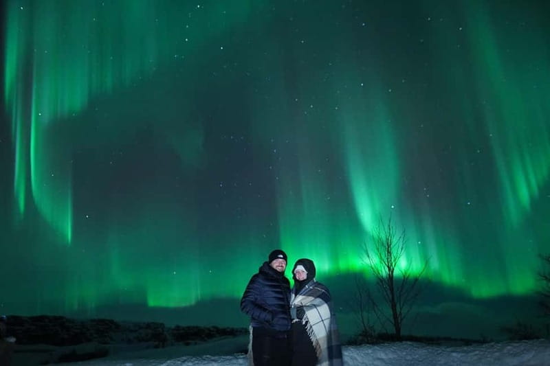 Northern Lights Jeep Tour - Icelandic Guide | Photos | Cocoa - Professional photos while you watch the sky