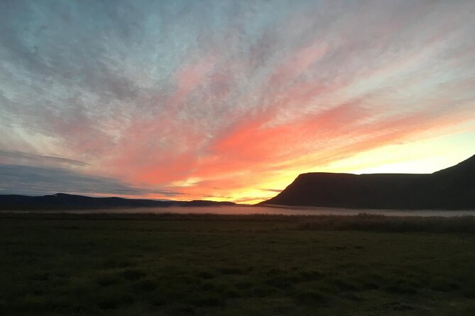 Northern Lights Midnight Adventure Small-Group from Reykjavík - Chasing breaks in the clouds