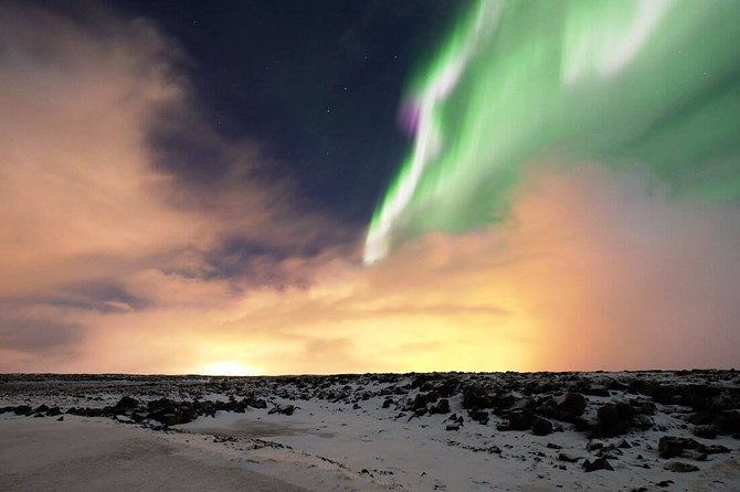 Northern Lights Small Group Guided Tour from Reykjavik - Weather, cancellations, and the no-show risk