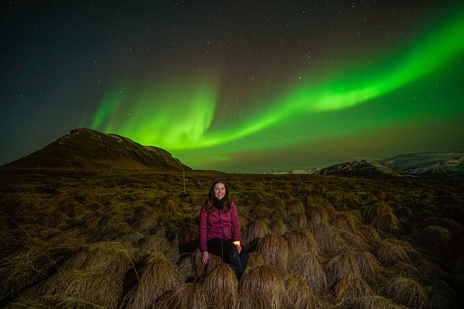 Northern Lights Tour with Photos, Snacks, Warm Snowsuits, Chairs - Pickup from Reykjavík needs a close look
