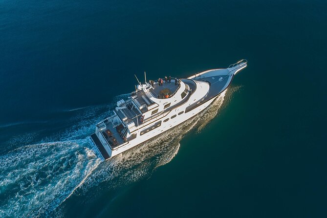 Northern Lights Yacht Cruise in Reykjavik - A warm cabin makes the waiting easier