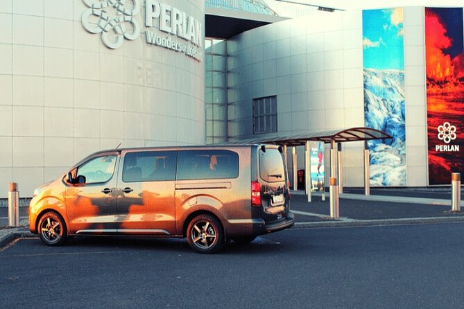 Private Airport Transfer (one way) - What the airport arrival looks like