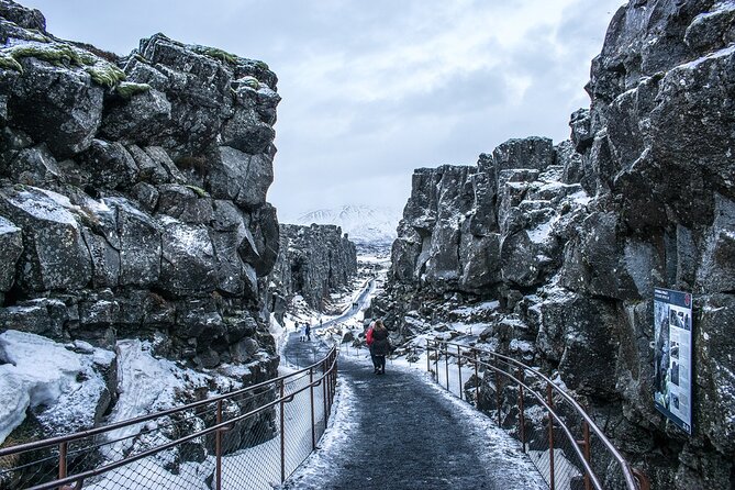 Private Classic Golden Circle Tour - Gullfoss: Iceland’s waterfall with a close-up view