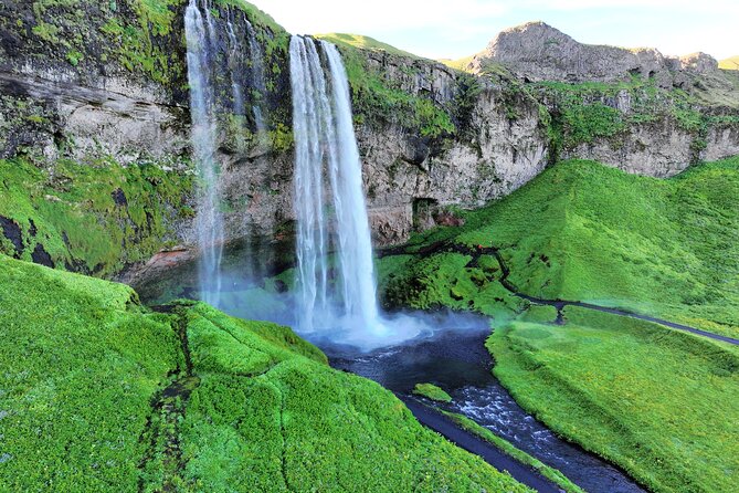 Private Classic South Coast Tour - Vik, volcanoes, and the road between stops