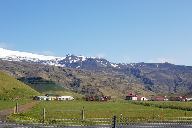 Private Day Tour: Explore Iceland’s South Coast & Glacier Hike - Skógafoss: Icelandic power in one short stop