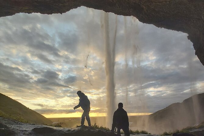 Private Day Tour: Explore Iceland’s South Coast & Glacier Hike - The long return to Reykjavík