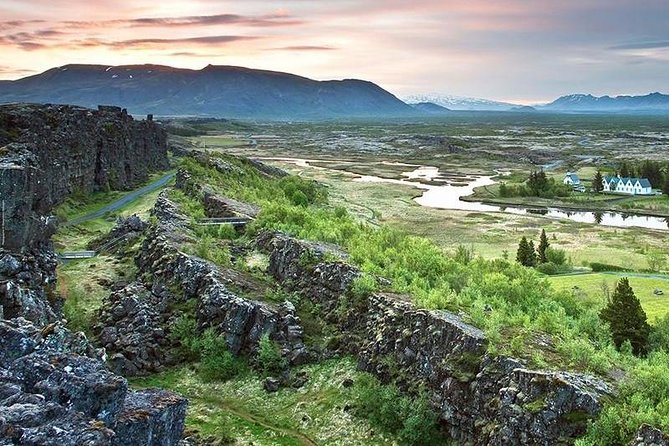 Private Golden Circle Tour from Reykjavik - Kerid Crater and the volcanic finale