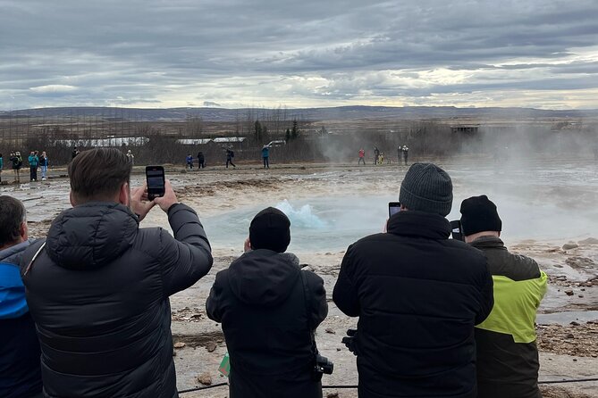 Private Guided Tour Golden Circle & Friðheimar Greenhouse Iceland - A private start from Reykjavik