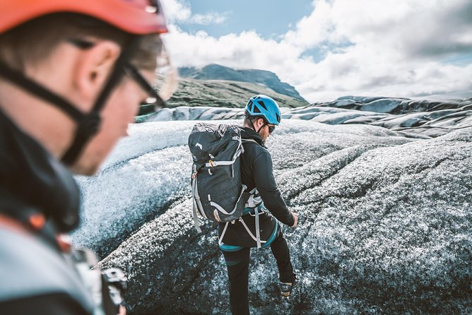 Private Jökulsárlón Glacier Lagoon 2 Day Tour & Glacier Hike - Why the overnight format makes sense