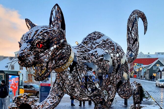 Private Reykjavik Cat Walking Tour - The Heart of Reykjavik and the city’s cat designs