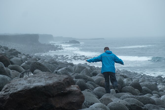 Private Secret Spots of Iceland Full day Tour with Photography by Luke - Fagradalsfjall and the final volcanic walk