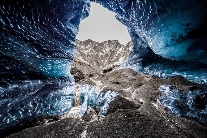 Private South Coast & Katla Ice Cave Tour in Iceland - Seljalandsfoss: the waterfall you can walk behind