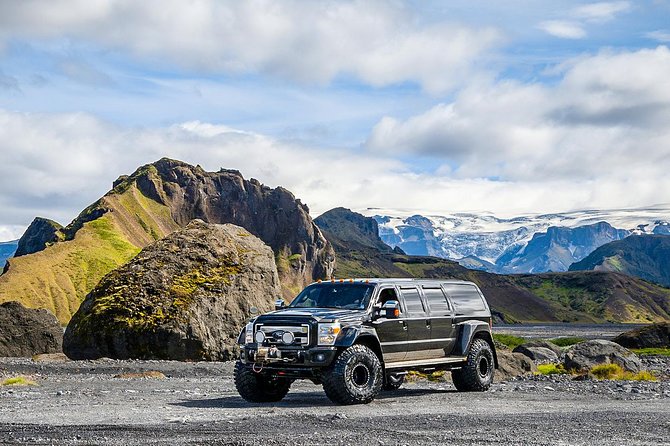Private Thorsmork Super Jeep Tour - Stakkholtsgja Canyon: two hours on foot