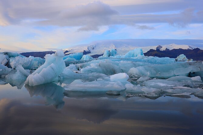 Private Tour Höfn: Jokulsárlón , Diamond Beach, Secret Glacier - What the private format really adds