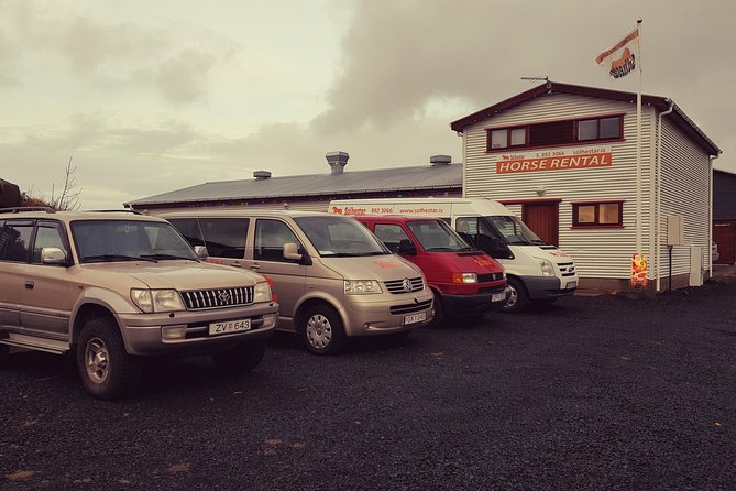 Red Lava Horse Riding Tour From Reykjavik - The staff and the level of support