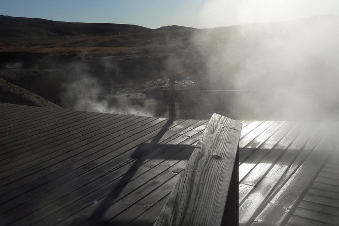 Reykjanes peninsula- Geopark and much more. Private tour - Grænavatn brings a splash of green