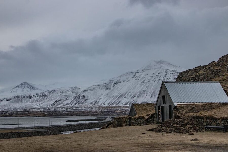Reykjavik: 2-Day West Tour with Snæfellsnes & Silver Circle - Spending the night in Borgarnes