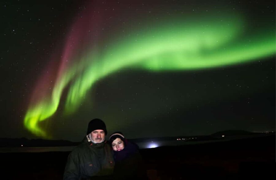 Reykjavík: 4x4 Minibus Northern Lights with Photo and Cocoa - Who will get the most from this tour
