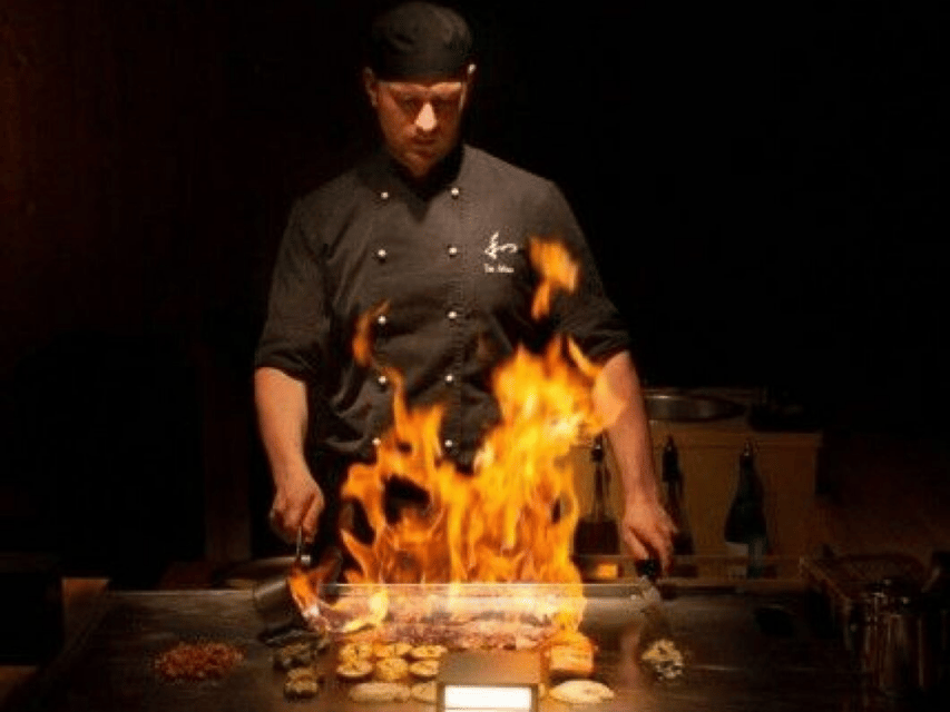 Reykjavík: 7-Course Teppanyaki Tasting Menu with Fire Show - Watching the chef work at the teppanyaki grill