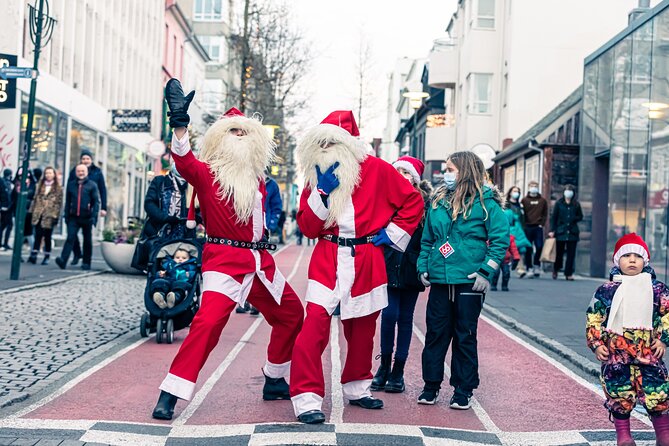 Reykjavik Christmas Walking Tour - Penninn Eymundsson and Iceland’s Christmas book tradition