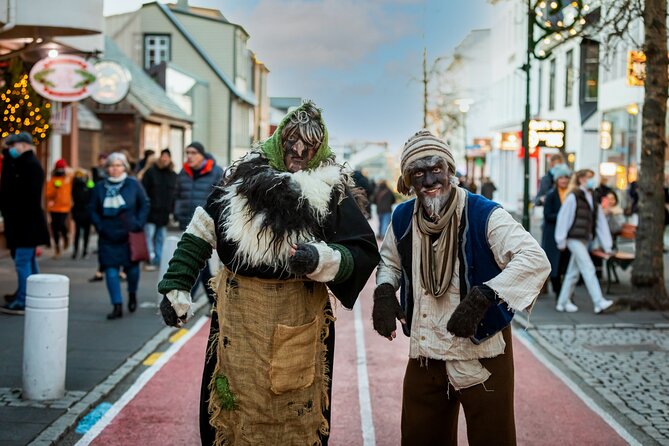 Reykjavik Christmas Walking Tour - Starting at Ingólfstorg with lights and market stalls