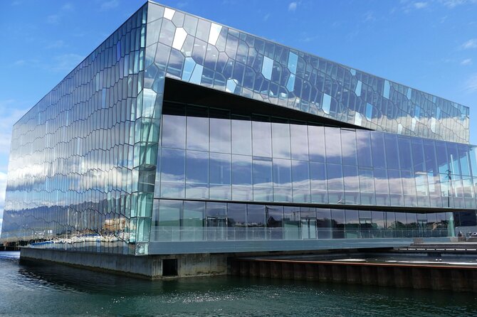 Reykjavik City Private Tour - Hofdi House and Cold War history