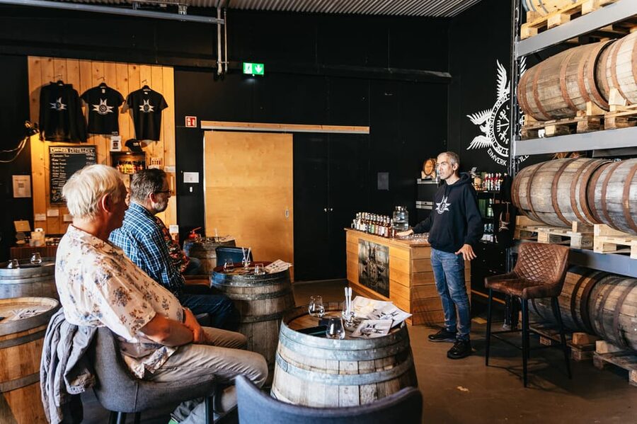 Reykjavik: Eimverk Distillery Guided Tour with Tasting - A small-group setting with room for conversation