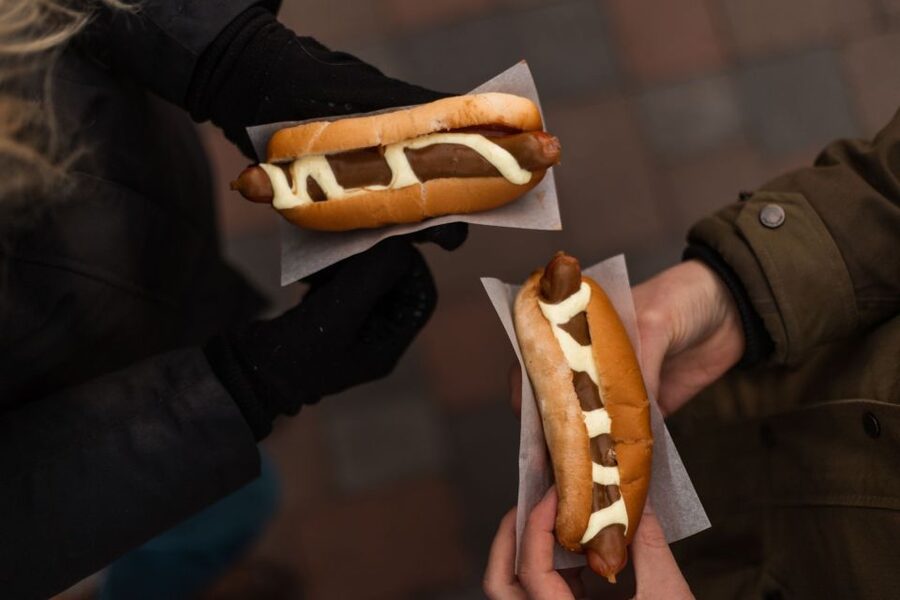 Reykjavik: Evening Icelandic Food and Drink Tour - The Icelandic food: traditional dishes and a famous hot dog
