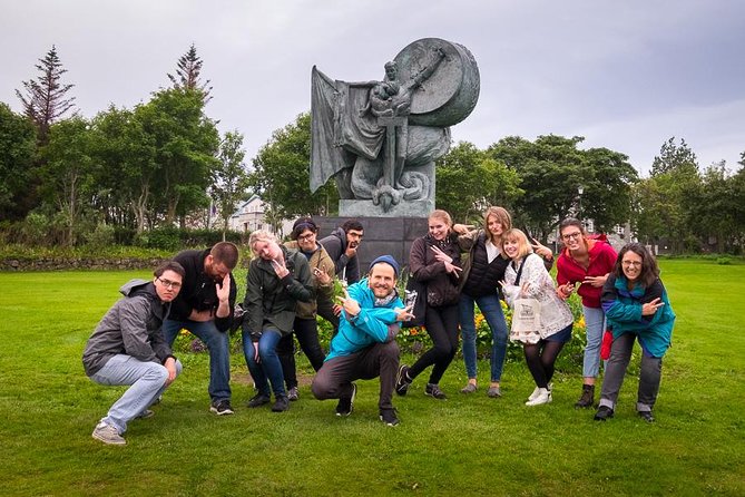 Reykjavik Folklore Walking Tour: Meet the Elves, Trolls & Ghosts of Iceland - Parliament Square and guardian spirits