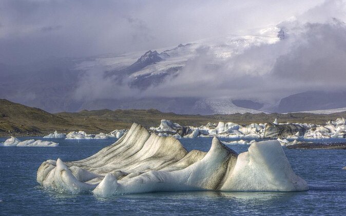 Reykjavik: Glacier Lagoon, Diamond Beach & South Coast Day Tour - Jökulsárlón Glacier Lagoon is the payoff