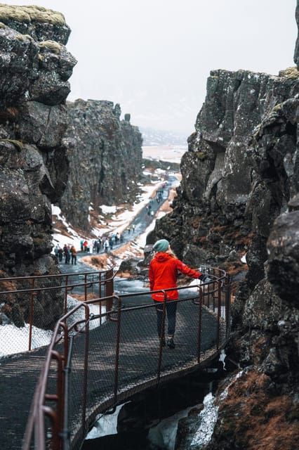 Reykjavík: Golden Circle and Silfra Snorkeling Combo Tour - What to bring and what to expect physically