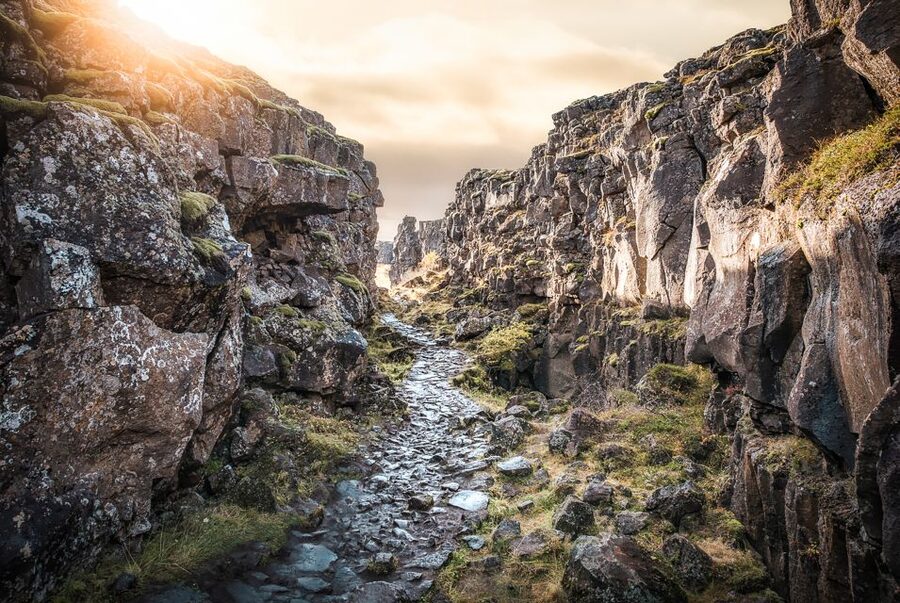Reykjavik: Golden Circle Full-Day Tour with Kerid Crater - What the bus ride is really like