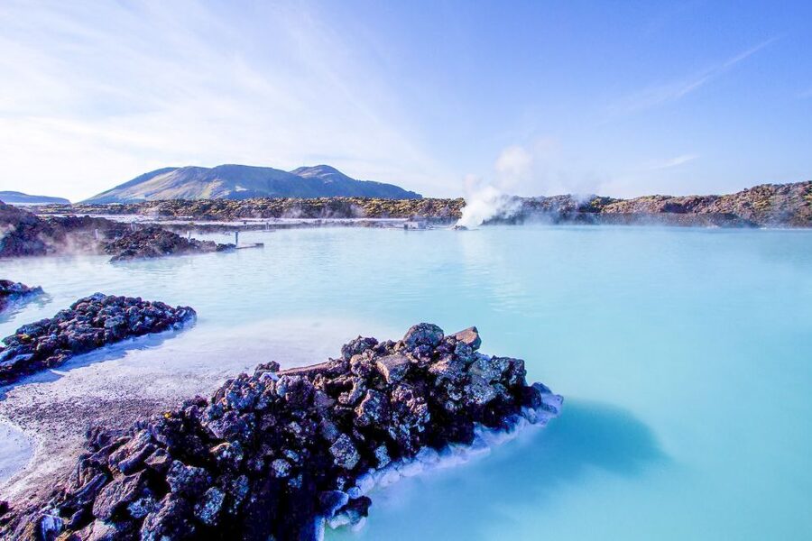 Reykjavík: Golden Circle Minibus Tour & Blue Lagoon Transfer - Food, breaks, and what to pack
